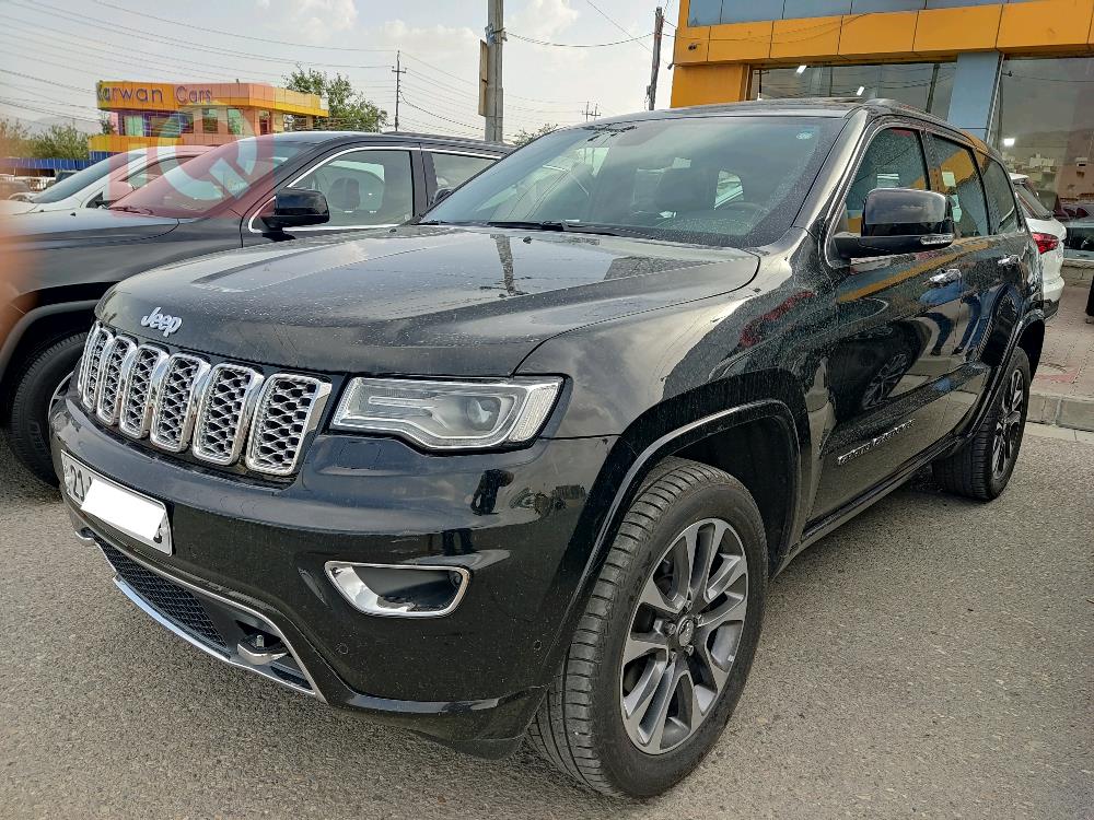 جیپ گراند شیرۆکی